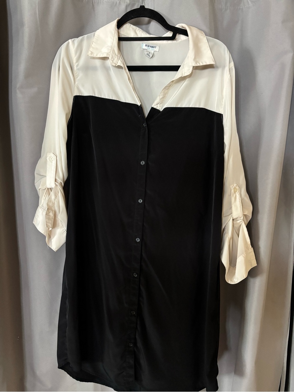 Old Navy Black and Cream Colorblock Button-Down Tunic